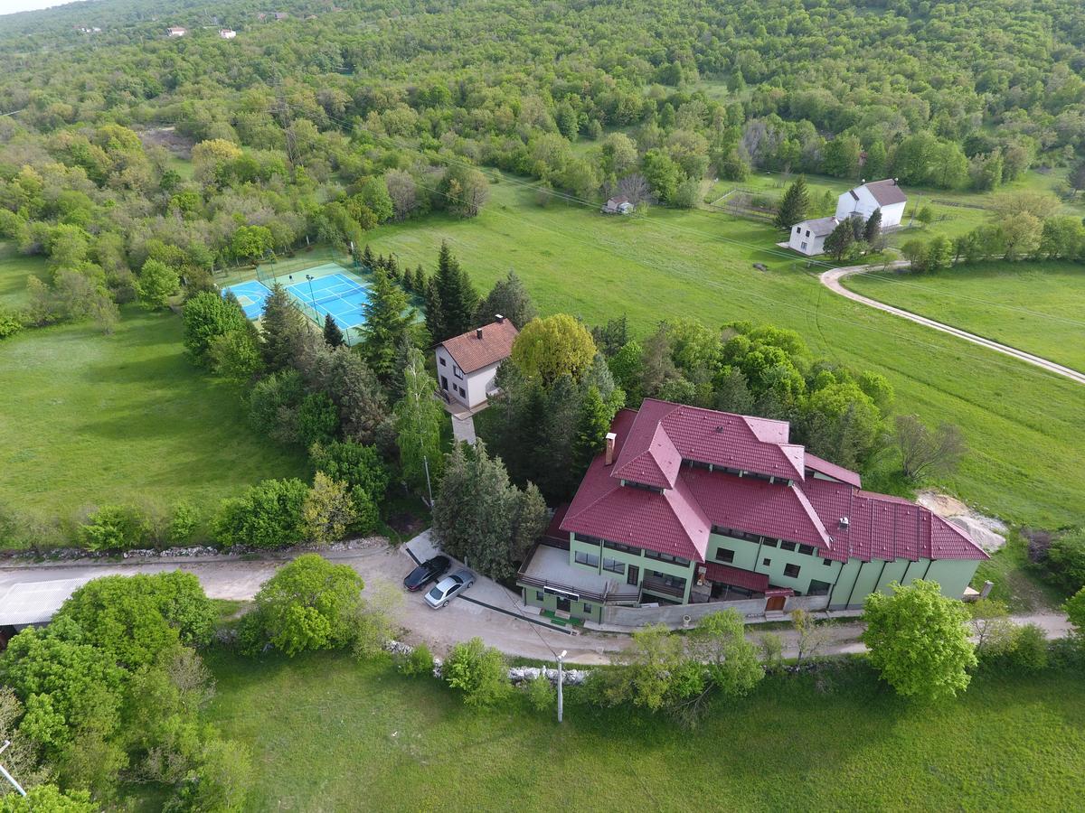 Holiday Resort Zlatni Dol Mostar Goranci Zewnętrze zdjęcie